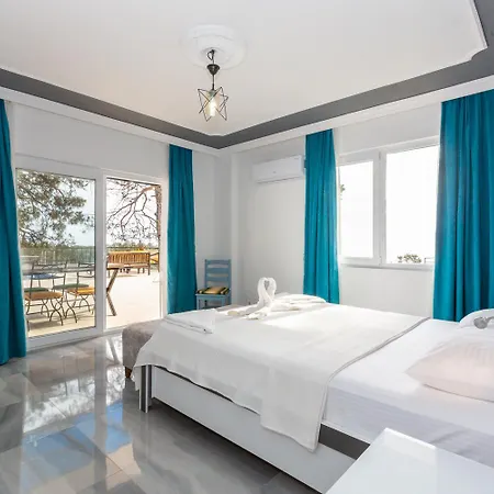 Villa Riveria *